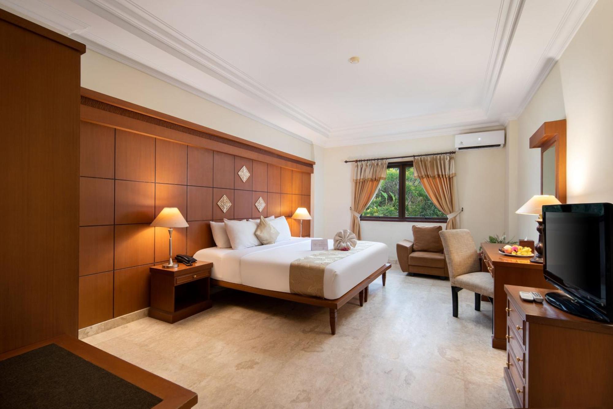 Royal Hotel Tretes Prigen Kültér fotó